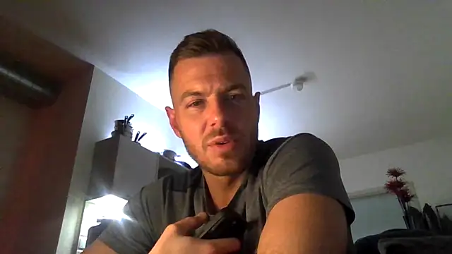 cheekycherryx online show from February 22, 4:14 am