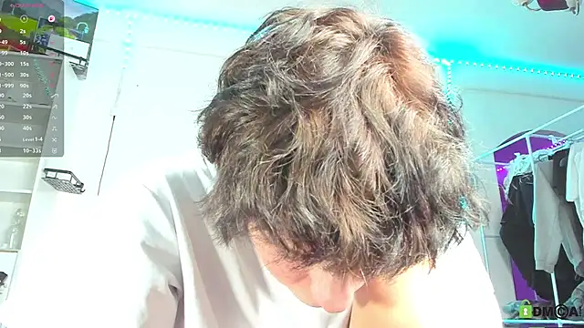 colestorm  online show from April 22, 3:02 am