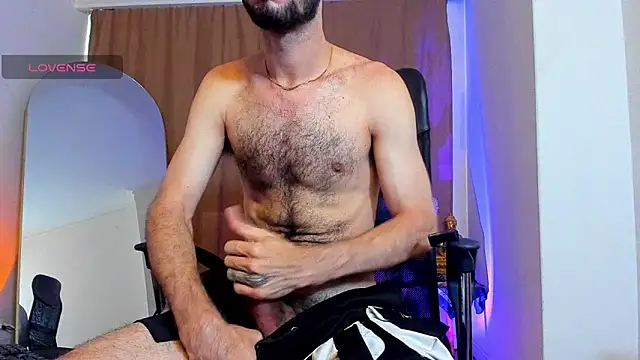  YOURHERO online show from April 25, 9:01 pm