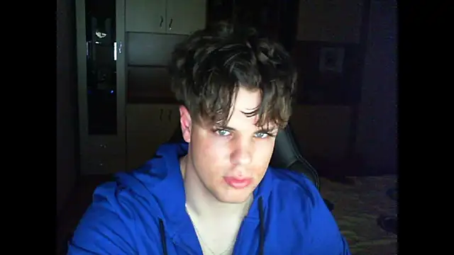 GymGuy0505 online show from April 17, 10:12 pm