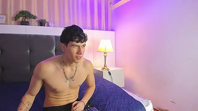 Criss Adams online show from March 7, 2:53 am