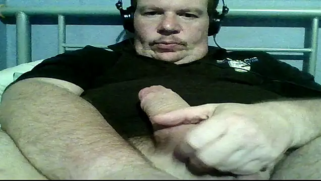 mrhardcock12 online show from February 15, 10:18 pm