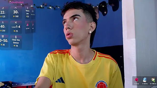 Juan Gomezz26 online show from June 23, 3:37 pm