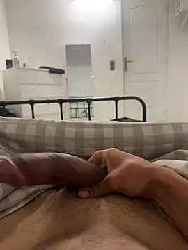 marioplayyyy online show from July 1, 12:44 am