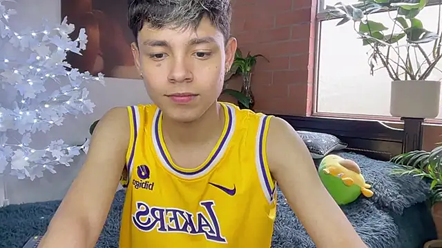 Andy Belier23 online show from February 7, 4:45 pm