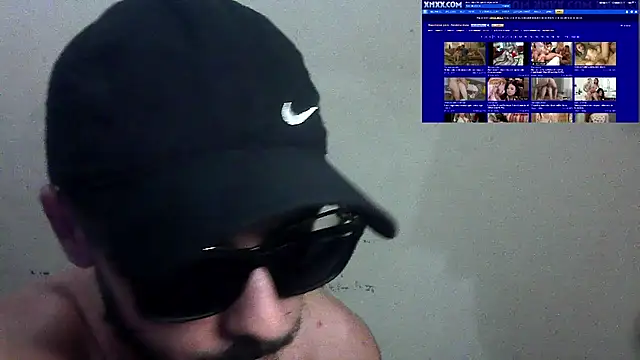 oz22932 online show from March 15, 10:16 pm