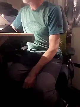 Quebec46 online show from April 24, 7:05 pm