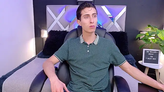 Ithan Skin online show from January 19, 11:34 am