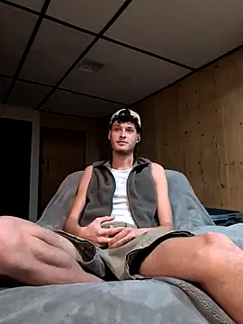 B8RHUNG online show from March 10, 1:22 am