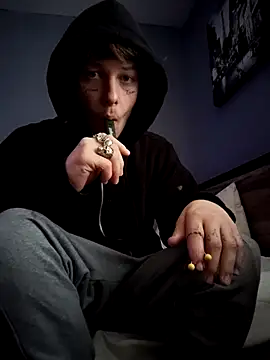 boolboy27 online show from March 20, 3:05 pm