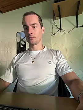 maximuss789 online show from April 23, 1:13 pm