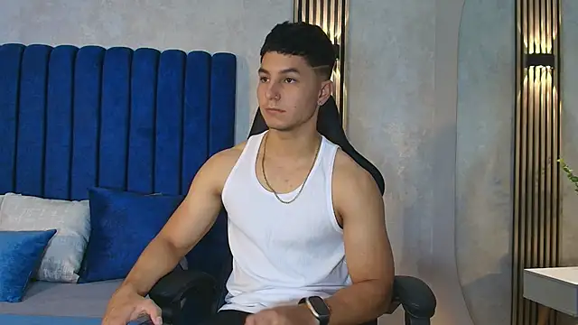 Noah Clarkk online show from June 9, 5:47 pm