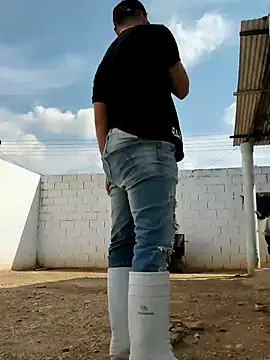 PIGHIGHDIRTY p0 online show from April 24, 7:49 pm