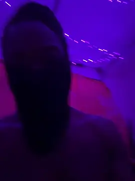 Cantgetenough0069 online show from April 13, 7:31 am