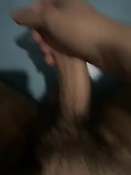 Grossebite2905 online show from April 25, 5:43 pm