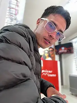 Latin Paisa Boy online show from March 24, 9:41 pm