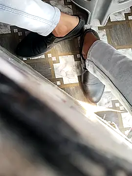 honeypani online show from March 27, 10:16 am