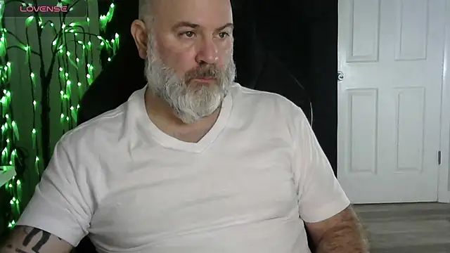 XJJ77x online show from February 24, 2:23 am