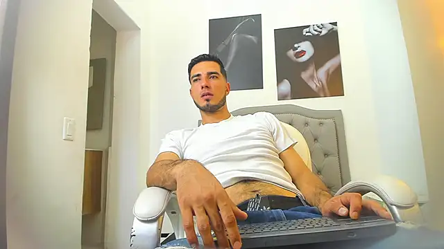 marc ruffa online show from April 24, 12:40 pm