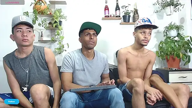 Interracial Snow Bunny online show from March 14, 8:27 pm