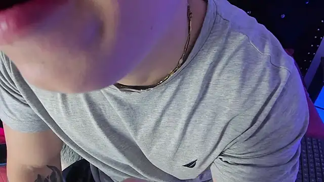 Liam saint online show from April 24, 3:14 pm