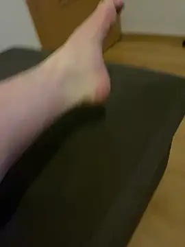 Hornyboyasf2222 online show from April 27, 11:21 pm