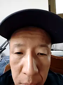 woxihuanzheli123 online show from March 21, 3:10 am