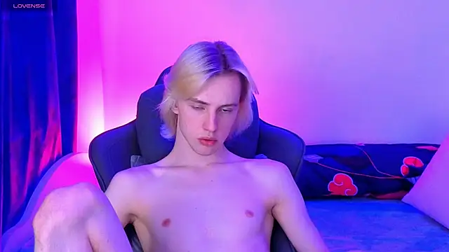 lucidangelok1 online show from April 23, 12:29 pm