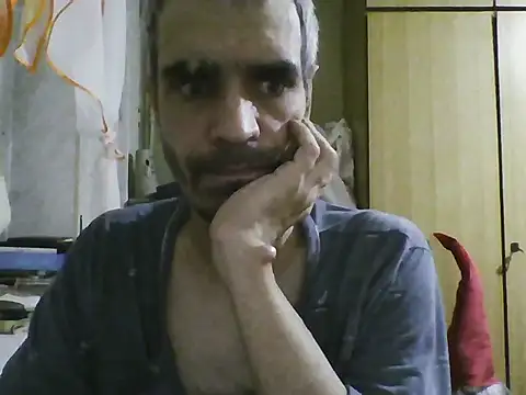 Gattuzoman85 online show from January 5, 10:57 pm