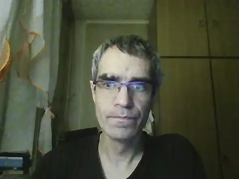 Gattuzoman85 online show from February 6, 10:50 pm