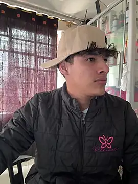 MaxStar26 online show from April 9, 1:39 pm