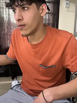 MaxStar26 online show from February 1, 7:12 pm