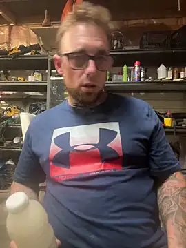 WIDBIGWHITECOCK online show from June 22, 3:01 am