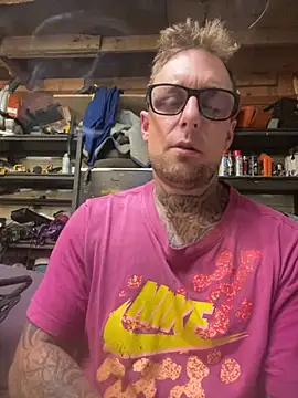WIDBIGWHITECOCK online show from July 28, 3:58 am