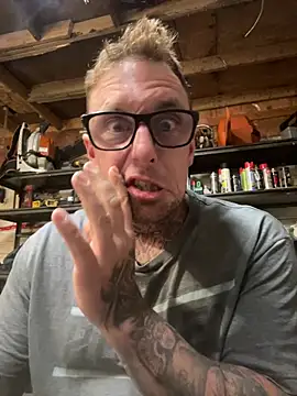WIDBIGWHITECOCK online show from July 24, 4:31 am
