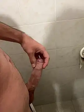 Rodolf069 online show from April 29, 11:11 pm