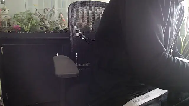 EspanolVato online show from April 23, 1:13 pm