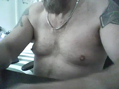 loudandproud online show from April 21, 5:46 am