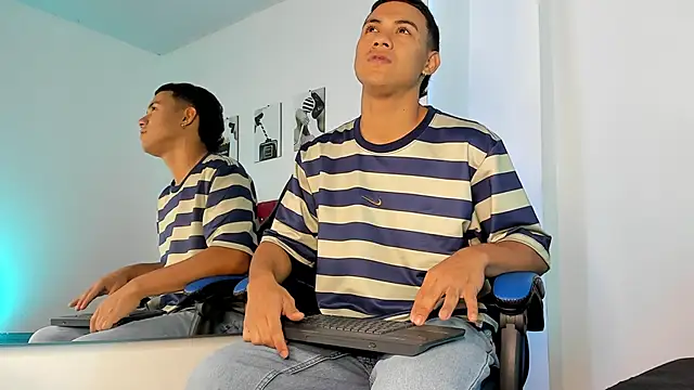 Liamsubtle01 online show from April 20, 11:13 am