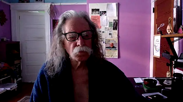 LickYourYoni online show from April 24, 3:36 pm