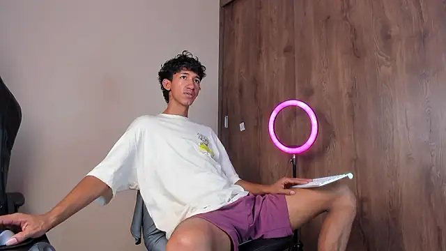 neitan miller  online show from February 12, 5:41 pm