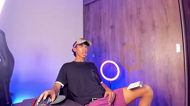 neitan miller  online show from March 5, 5:58 am