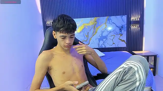 Dark Desiree18 online show from February 8, 12:10 pm