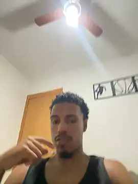 LorenzoBlack27 online show from April 21, 12:57 am