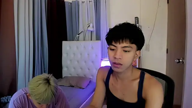 davincihugecock online show from April 20, 8:00 pm