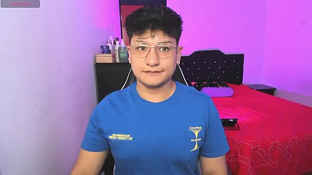 Theo Rowan online show from January 8, 12:21 pm