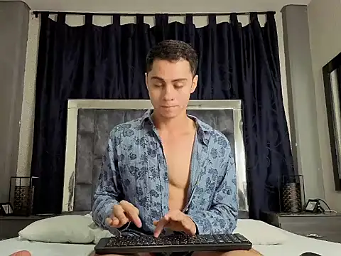 LeoMonnroe online show from January 19, 2:41 pm