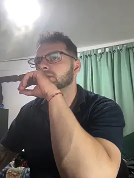 Baphomet212341 online show from April 10, 1:07 pm