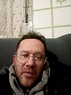 bacond84 online show from January 10, 7:39 pm