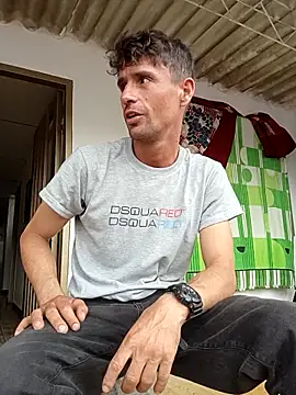 torvyHot online show from April 23, 7:27 pm